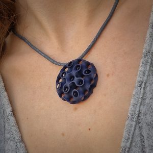 Collar Deneb Azul Tinta