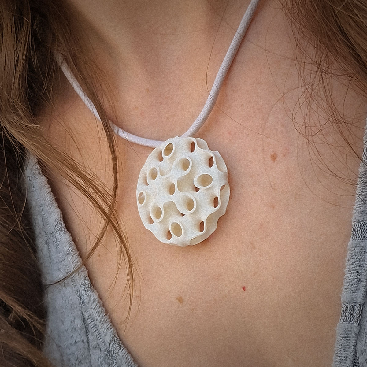 Collar Deneb Blanco Seda