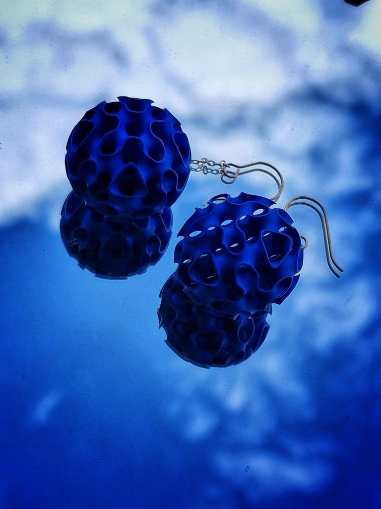 Oniraxis ahora en tiendas físicas